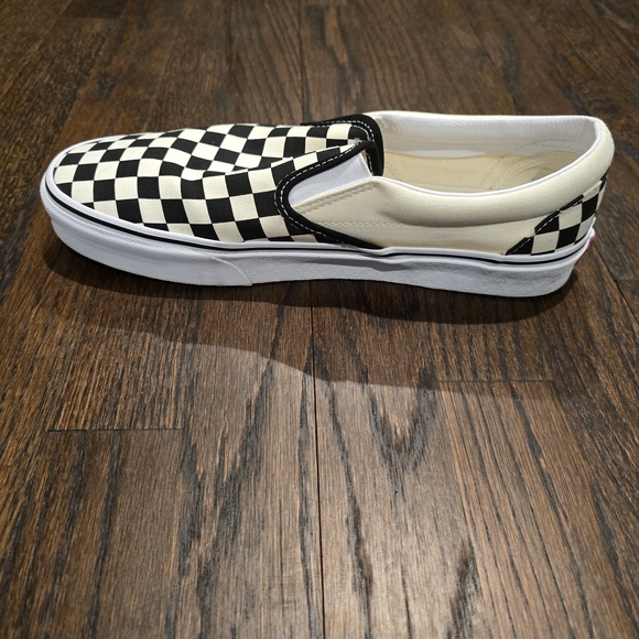 Vans Black and White Checkered Kids Sneakers - Picture 11 of 12